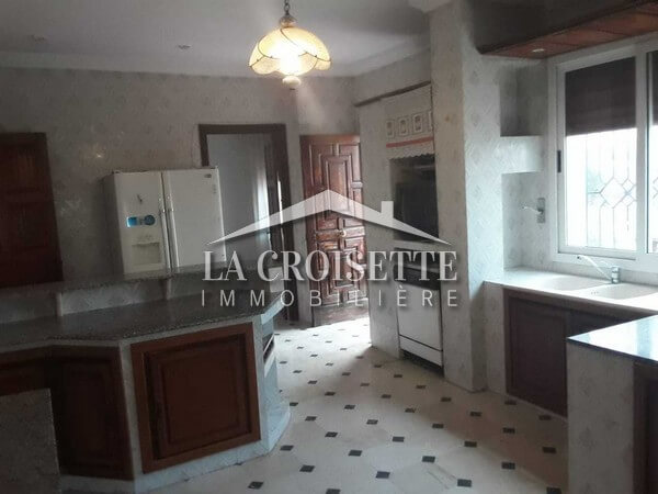 Villa meublée S+4 à La Marsa